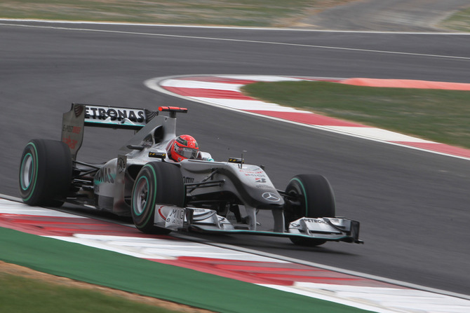 Vettel clinches pole on another Red Bull front row