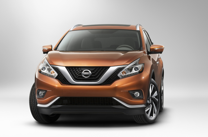 The Murano gets a new V-shaped grille, which has been introduced on all brand new models