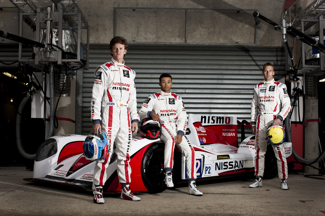 Lucas Ordonez e Jann Mardenborough ficaram em quarto lugar na classe na edição deste ano de Le Mans