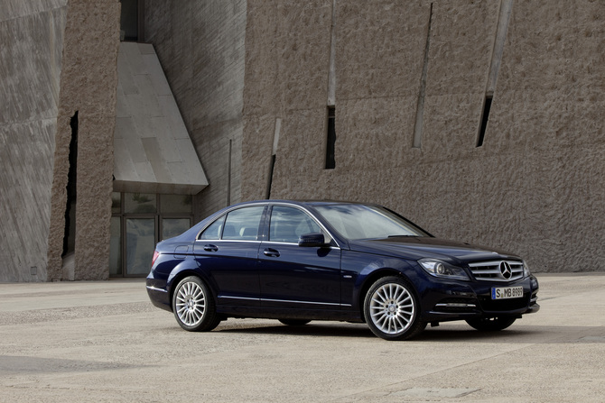 Facelifted C-Class to arrive in the spring