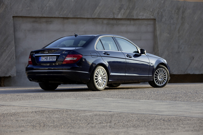 Facelifted C-Class to arrive in the spring