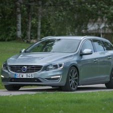 Volvo V60 T6 Momentum Geartronic