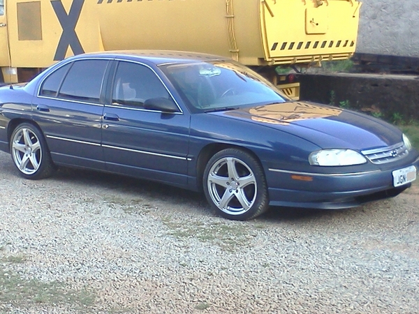 Chevrolet Lumina Sedan