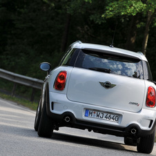 MINI Countryman receives 5-stars at Euro NCAP