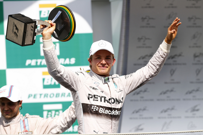 Rosberg pôs fim à série de cinco vitórias consecutivas de Lewis Hamilton