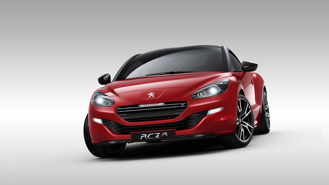 RCZ R: Leistung und Effizienz à la Peugeot Sport