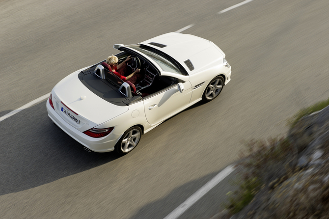 Mercedes Announces Diesel SLK 250 CDI