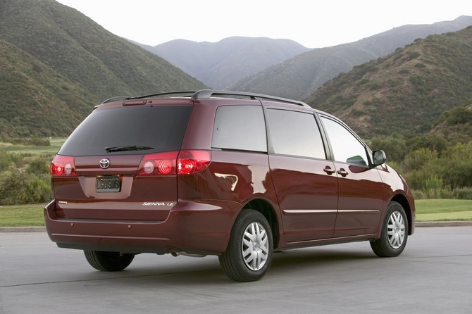 600.000 Sienna units recalled by Toyota