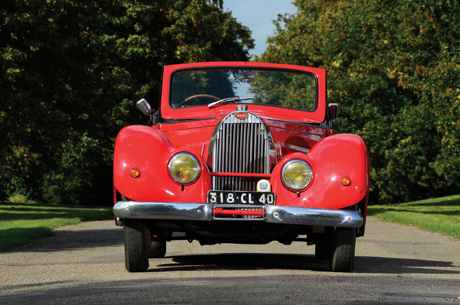 Bugatti Type 57C Stelvio Drophead Coupé by Gangloff