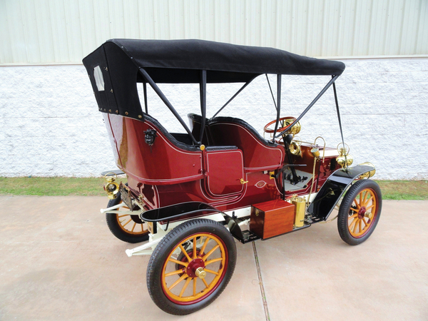 REO Two-Cylinder Five-Passenger Detachable Tonneau