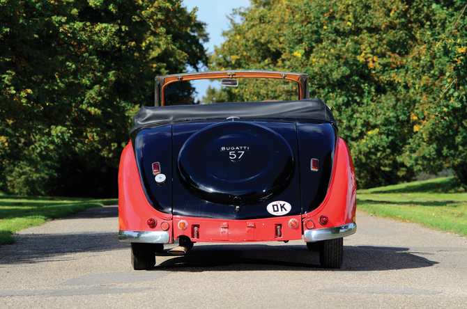 Bugatti Type 57C Stelvio Drophead Coupé by Gangloff