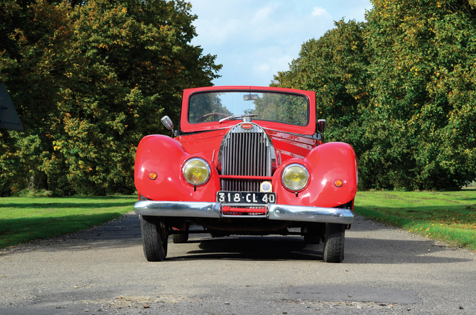 Bugatti Type 57C Stelvio Drophead Coupé by Gangloff