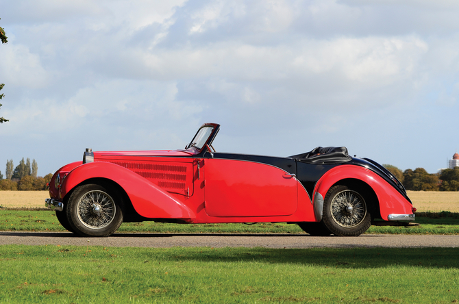 Bugatti Type 57C Stelvio Drophead Coupé by Gangloff