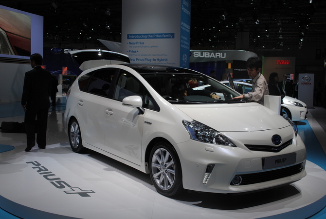 Toyota Prius+ concept