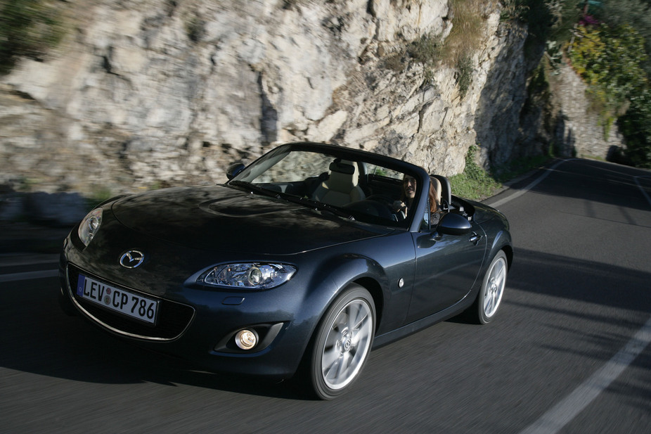 Mazda MX-5 2.0 Roadster Coupé Automatic