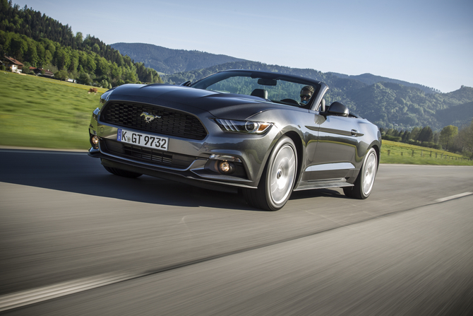 Ford Mustang Convertible