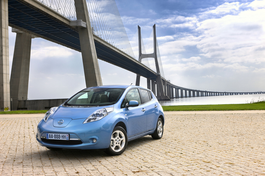 Nissan Leaf elected 2011 European Car of the Year