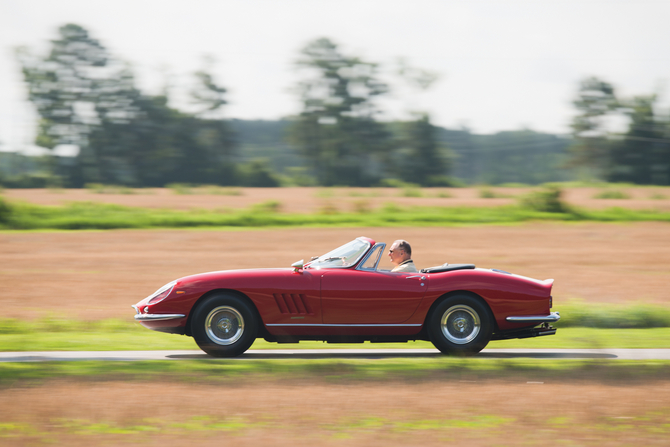 Ferrari 275 GTS/4 Spider NART