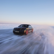 Bentley SuperSports Shatters World Speed Record on Sheet Ice