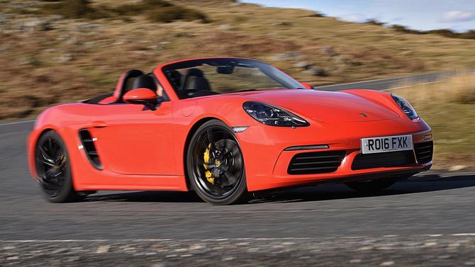 Porsche 718 Boxster S PDK