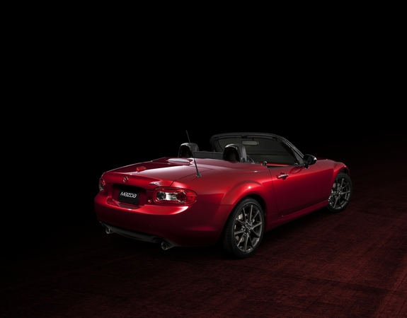 Mazda MX- 5 Miata 25th Anniversary Edition