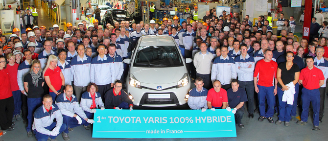 Yaris Hybrid enters production in France