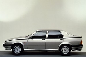 Alfa Romeo 75 1.8