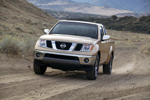 Nissan Frontier Crew Cab PRO-4X 4X4