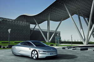 VW XL1: concept that consumes 0.9 l/100km presented in Qatar