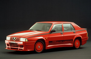 Alfa Romeo 75 1.8 i Turbo Evoluzione