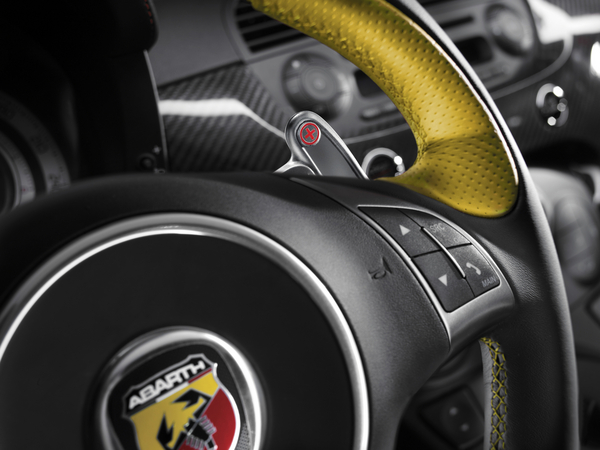 Abarth 695 Tributo Ferrari