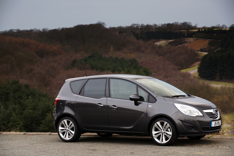 Vauxhall Meriva MPV 1.4 100hp S (AC)