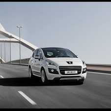 Peugeot 3008 HYbrid4 sells out in 9 days