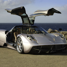 Pagani unveils the Huayra