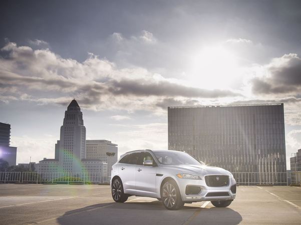 Jaguar F-Pace 2.0L i4D AWD Prestige