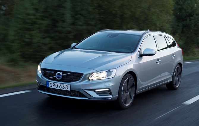 Volvo V60 D4 R-Design Geartronic