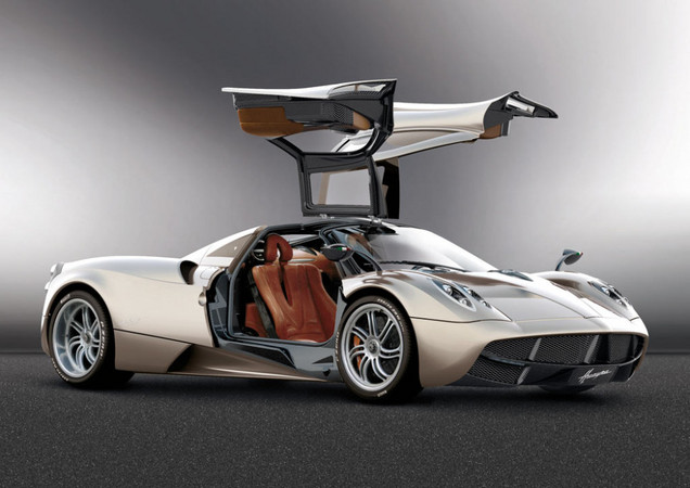 Pagani unveils the Huayra