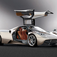 Pagani unveils the Huayra