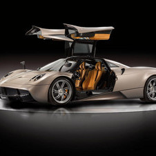 Pagani unveils the Huayra