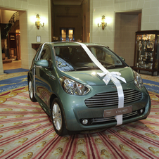 Sir Stirling Moss offers Aston Martin Cygnet to his wife