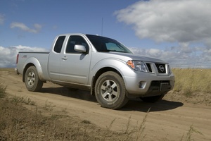 Nissan Frontier Crew Cab S 4X2