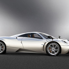 Pagani unveils the Huayra