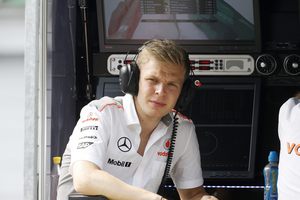 He is the son of racing driver Jan Magnussen