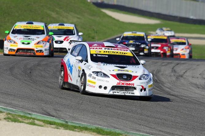 SEAT Sport gives outlook on 2011 season