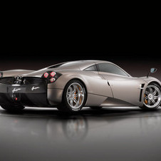 Pagani unveils the Huayra