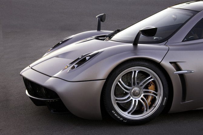 Pagani unveils the Huayra