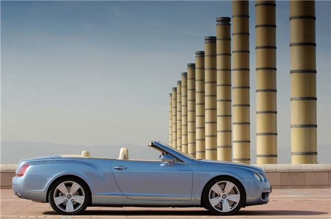 Bentley Continental GTC