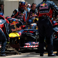 F1 cars to run on electric power in pits from 2014