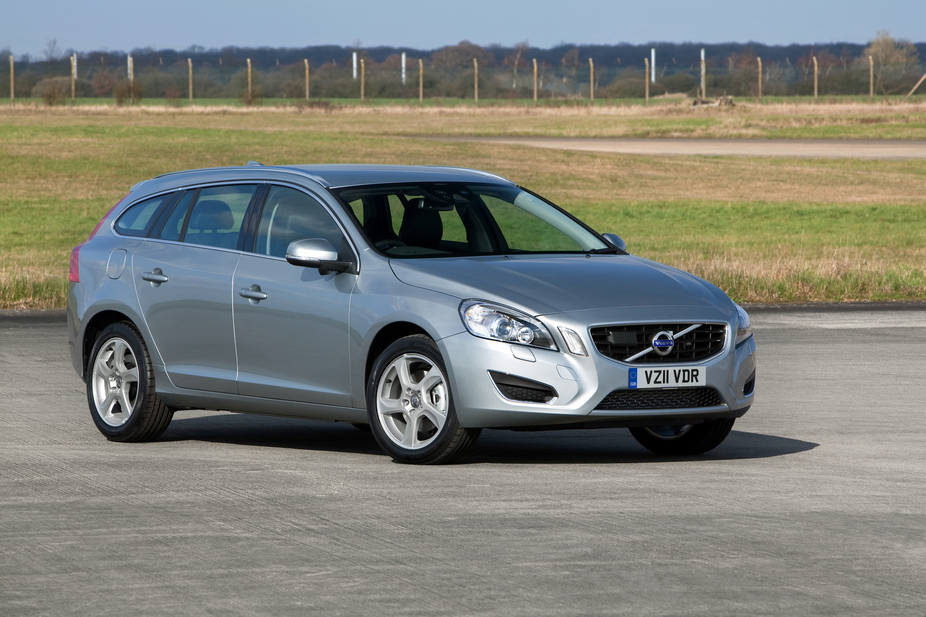 Volvo V60 T6 Momentum AWD Geartronic