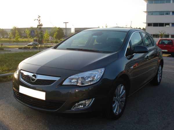 Opel Astra 1.3 CDTI DPF Sport